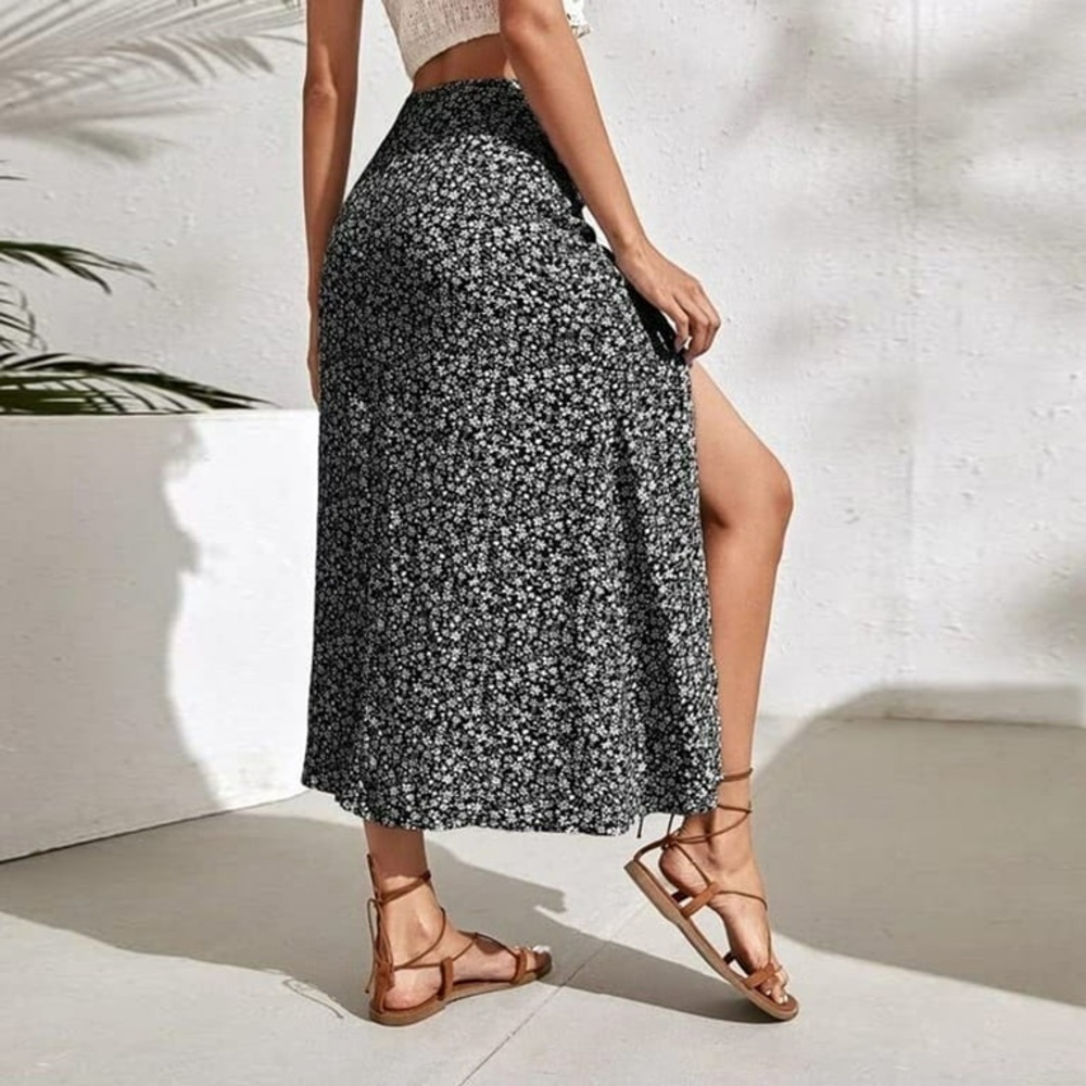 Divided Black & White Lightweight Floral Maxi Skirt with Slit